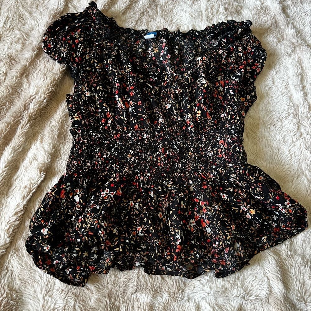 Old Navy Floral Peplum Top‎